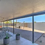 Charming Phoenix Home With Patio About 3 Miles To Dtwn!