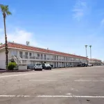 Super 8 By Wyndham Phoenix West