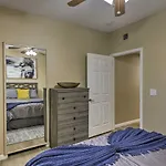 Phoenix Condo With Pool And Hot Tub - Dog Friendly!