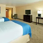 Holiday Inn & Suites Phoenix Airport By Ihg