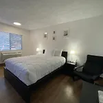 A Victory Inn & Suites - Phoenix North