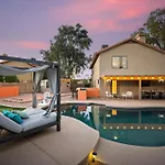 Paradise Palms