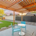 Charming Cottage - Storybook Style - Near Downtown Phoenix!