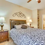 Bright Phoenix Condo - 3 Mi To State Farm Stadium!