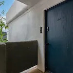 Cozy Studiopoolkingbedbalconygym