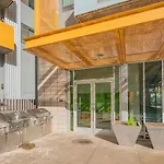 Cozy 2Bd - Central Dt - Gym, Pool, Parking - Sleep 8