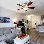 Desert Dreams 2Br With Pool And Chill Vibes