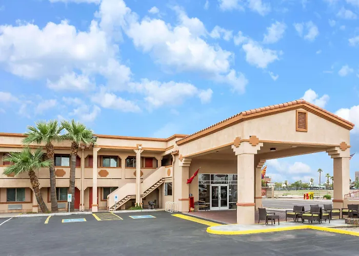 Super 8 By Wyndham Phoenix Downtown