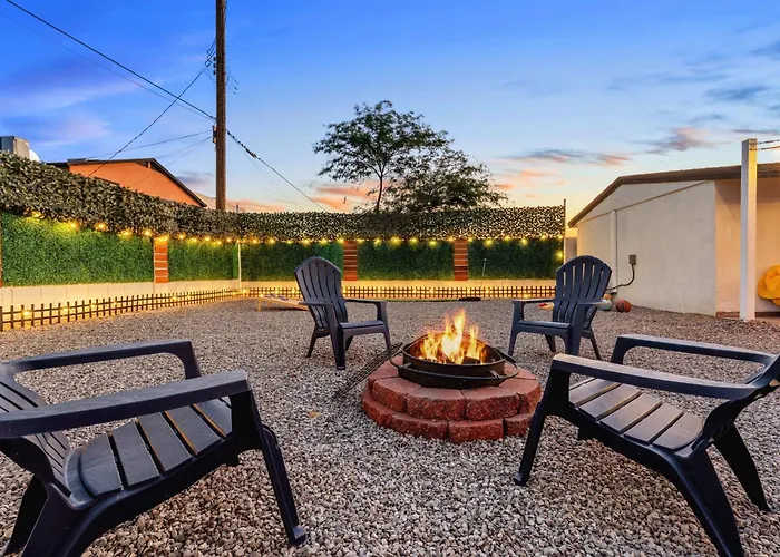 Phoenix Retreat - Studio With King Bed - 10 Min From Airp - Unit C