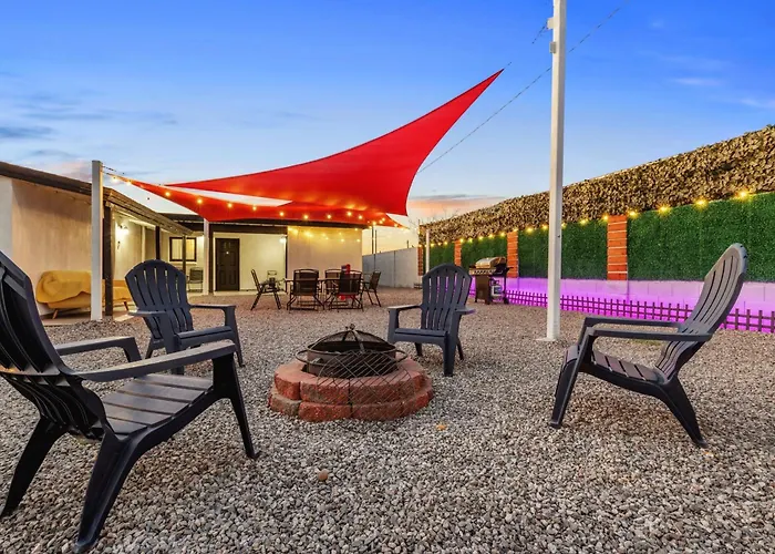 Phoenix Retreat - 2 Bedroom Home With King-Size Bed - 3 Smart Tvs - 10 Min From Airp - Unit A