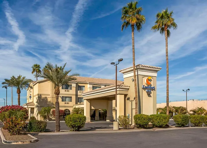 Comfort Inn West Phoenix At 27Th Ave And I-I0
