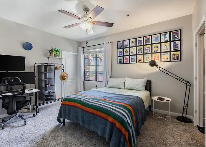 Desert Dreams 2Br With Pool And Chill Vibes