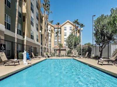 Hotel Mainstay North 3*