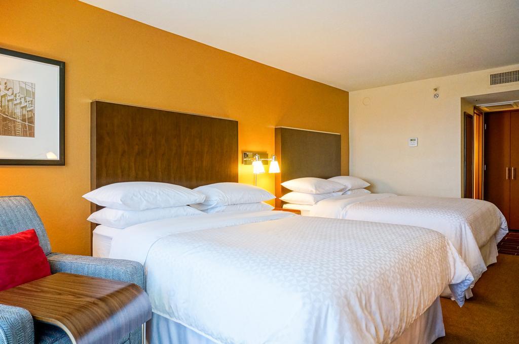 Four Points By Sheraton South Mountain Hotel