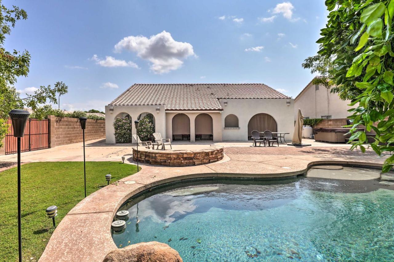 Holiday home Comfortable Getaway With Beautiful Backyard Phoenix