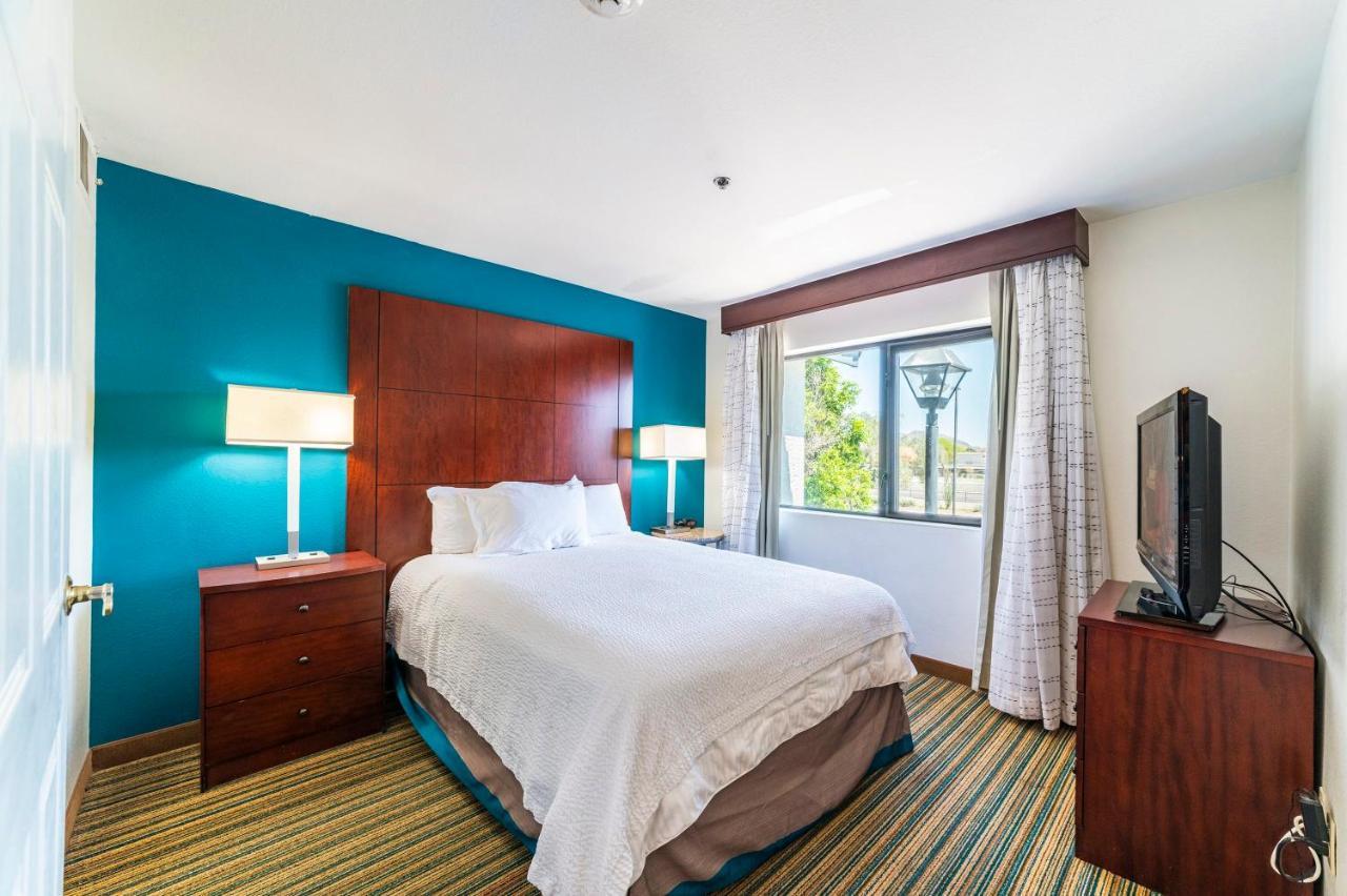 Apartamento Metro Phx Upstairs 2bd Sleeps 6 Heated Pool Pets Allowed *