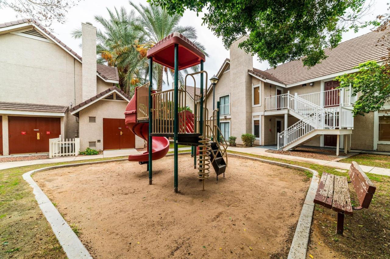 Apartamento Metro Phx Upstairs 2bd Sleeps 6 Heated Pool Pets Allowed Phoenix