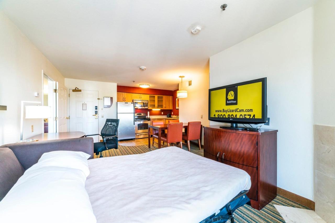 Apartamento Metro Phx Upstairs 2bd Sleeps 6 Heated Pool Pets Allowed Phoenix