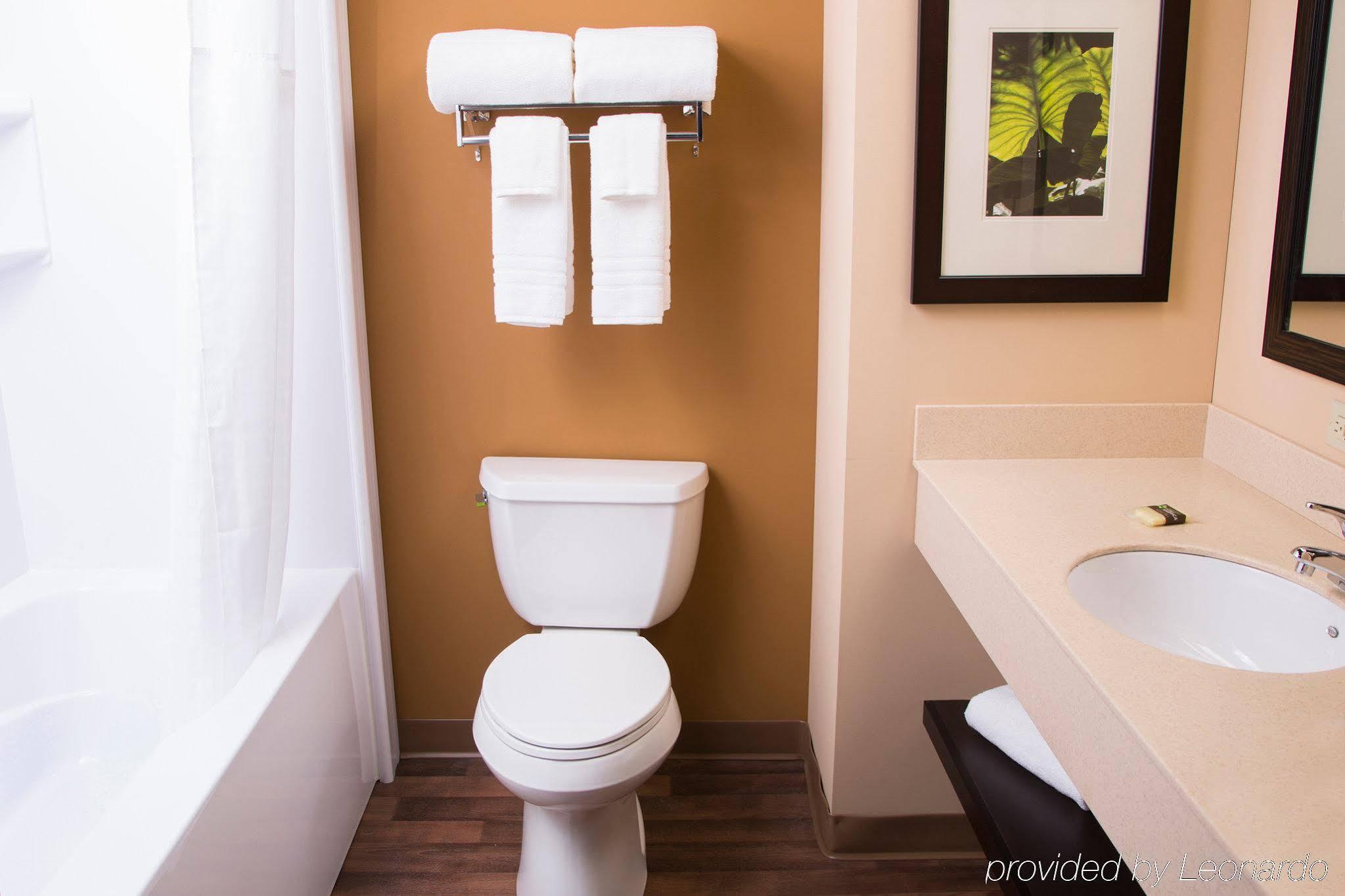 Extended America - - Chandler - E Chandler Blvd 2*