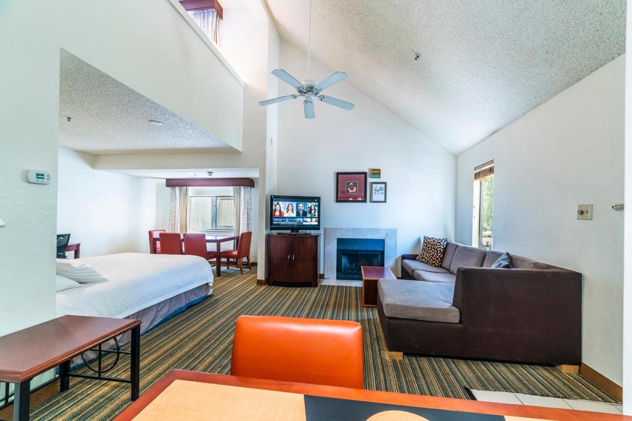 Apartment Metro Phx Upstairs Loft Sleeps Over 6 Phx