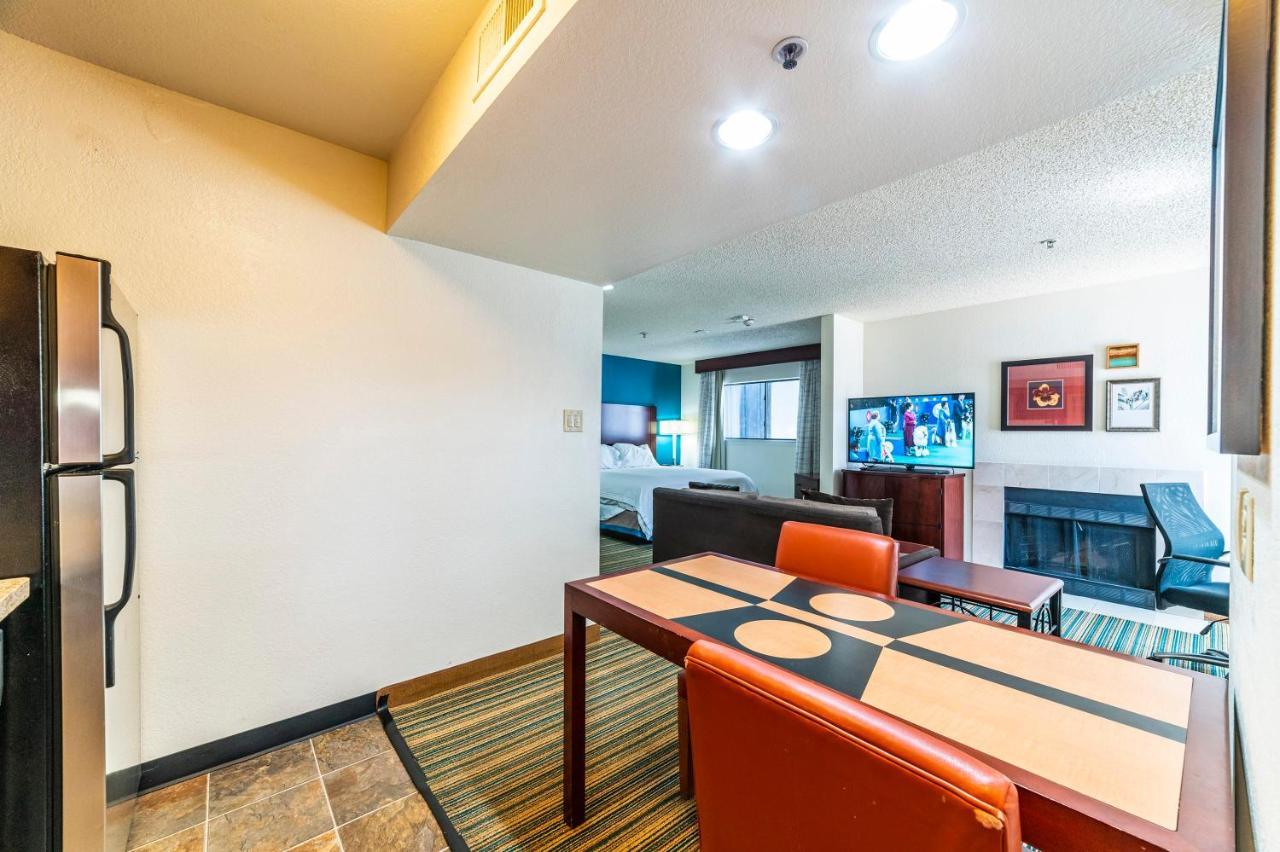 Apartment Metro Phx Studio Full Kitchen Long Term Discounts Phoenix
