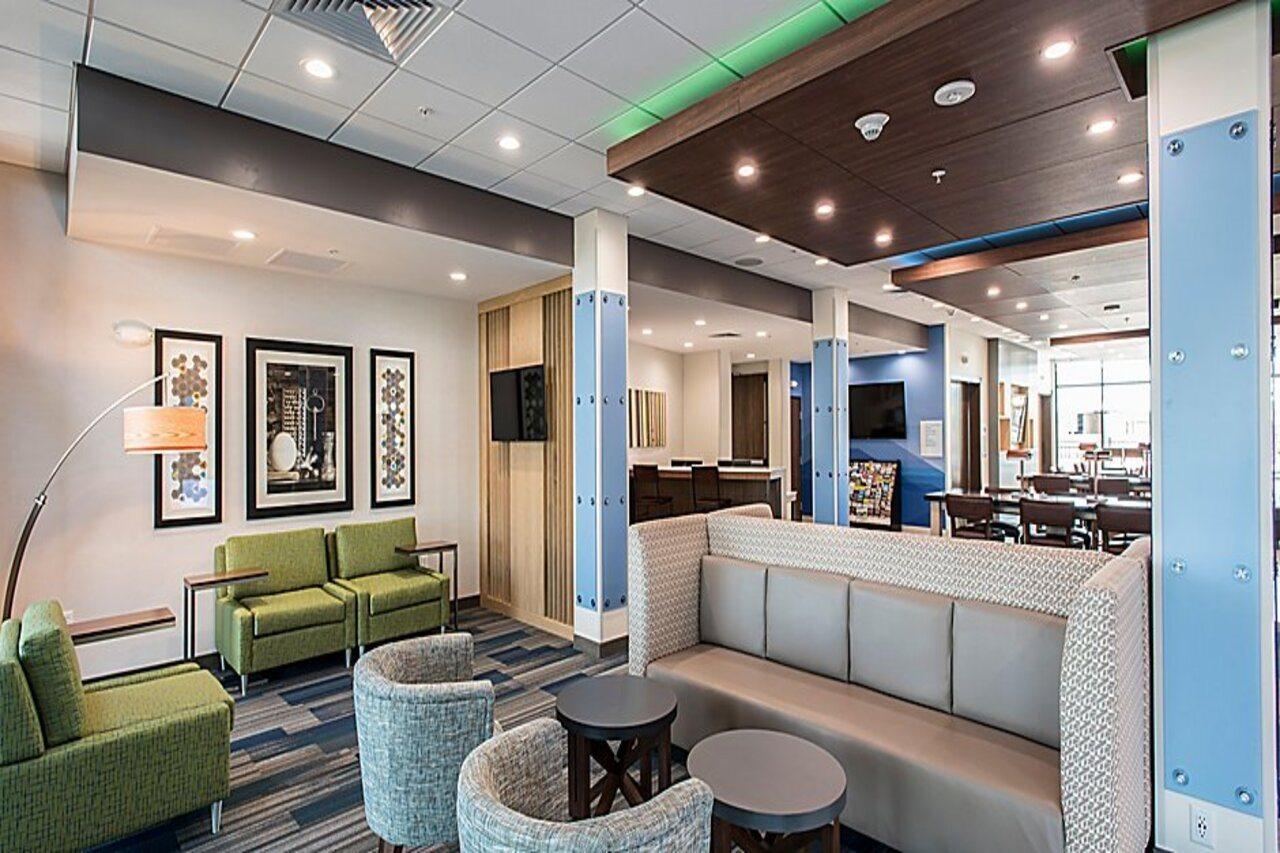 Hotel Express & - North - Happy Valley By Ihg