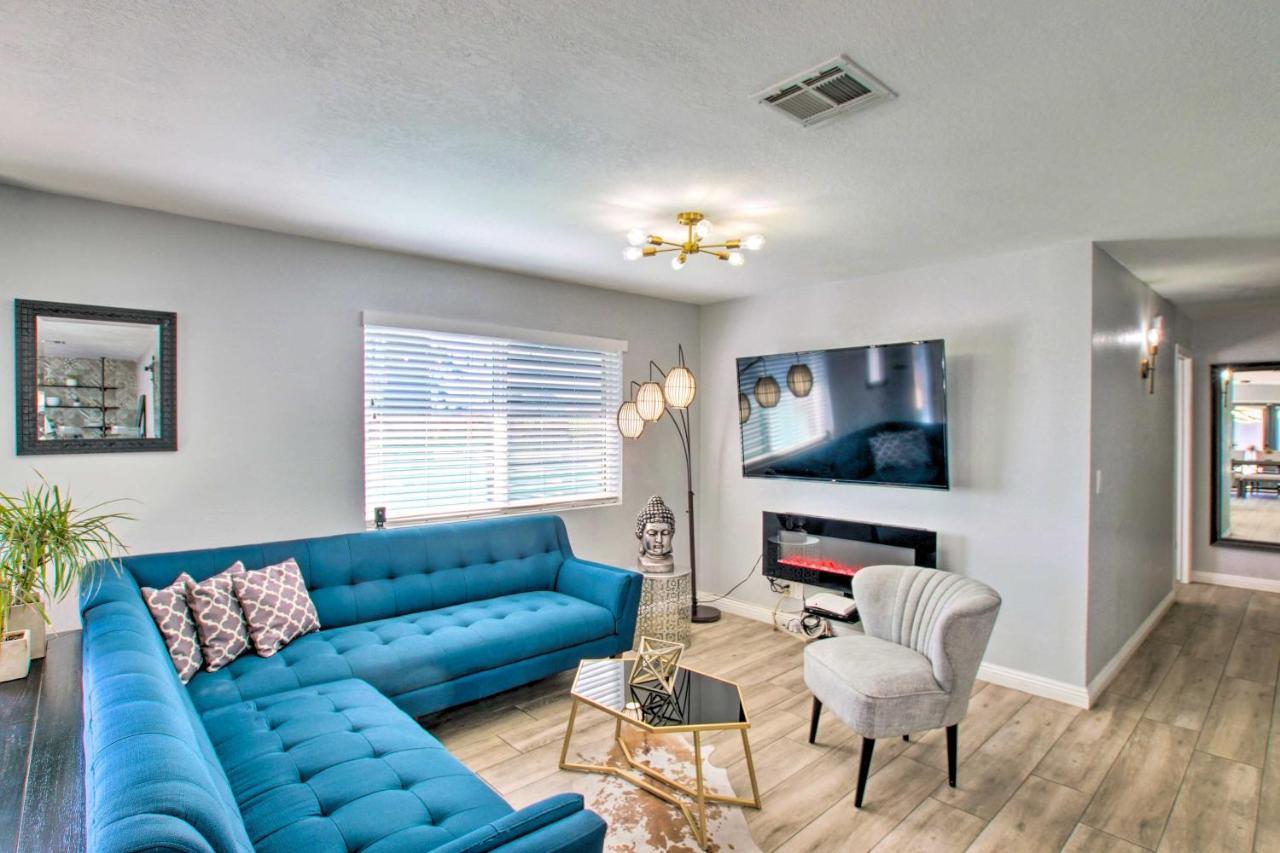 Charming With Patio About 3 Miles To Dtwn! Casa de férias