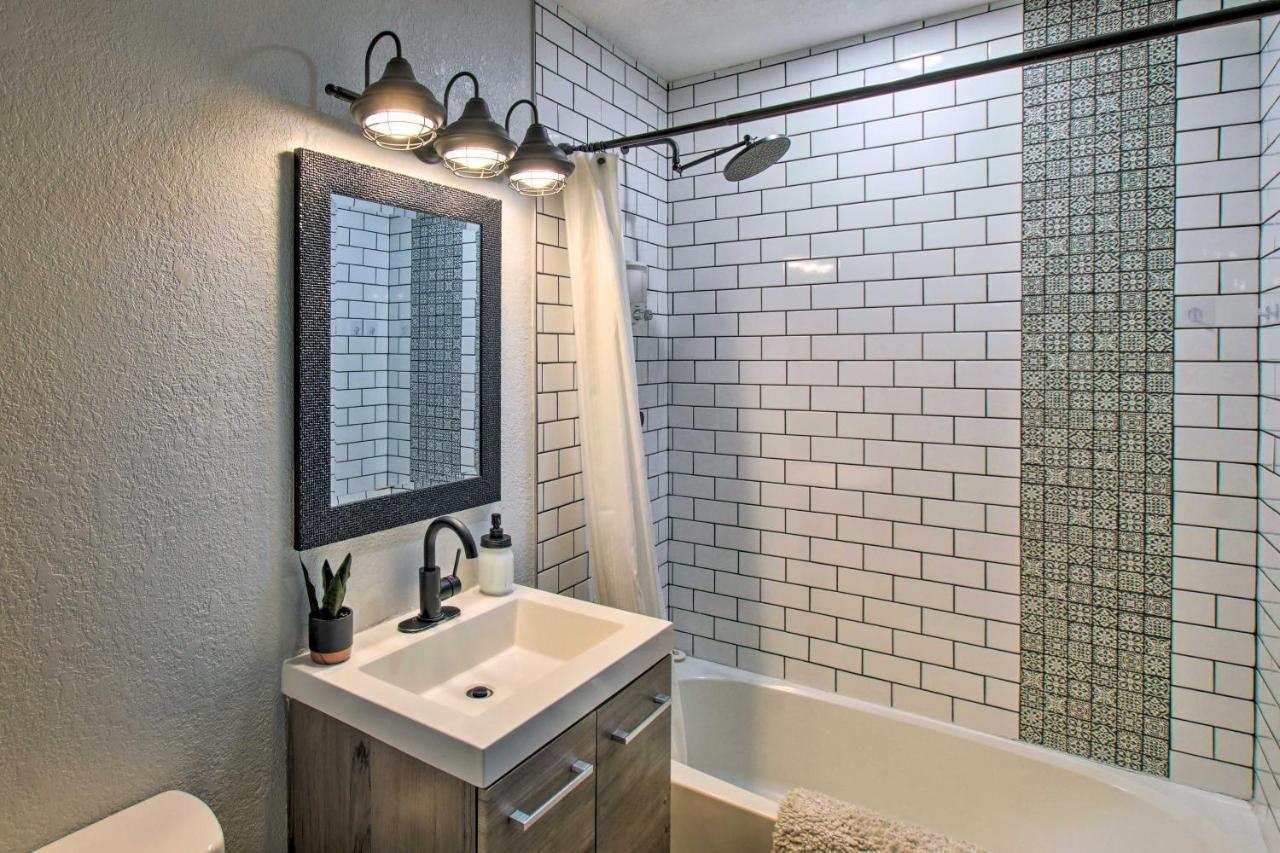 Charming With Patio About 3 Miles To Dtwn! * Phoenix