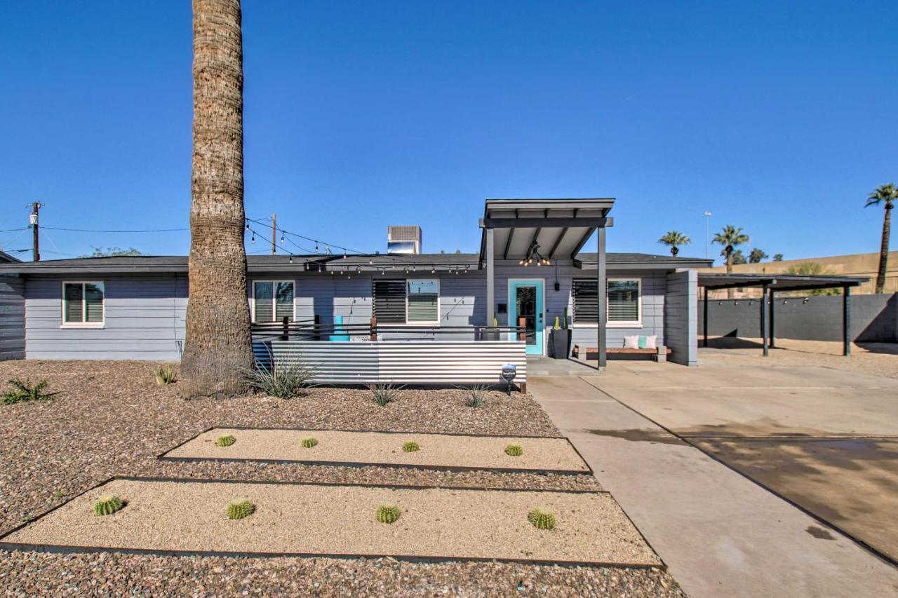 Casa de férias Charming With Patio About 3 Miles To Dtwn! *
