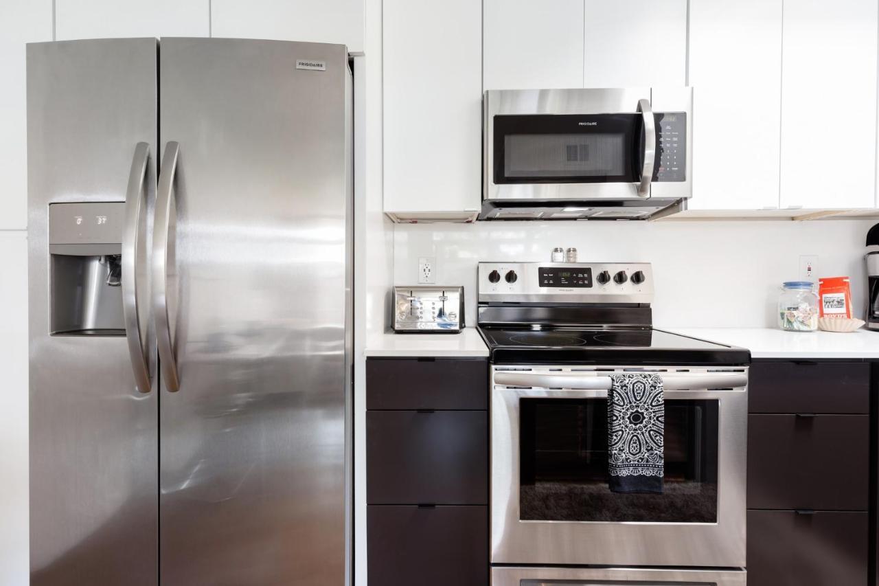 The Claremont #1 Apartment