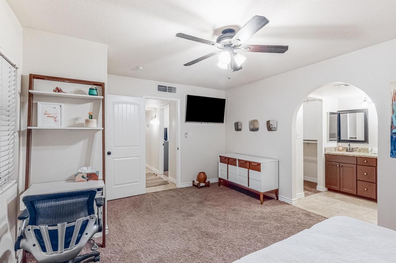 Zen Away Holiday home Phoenix