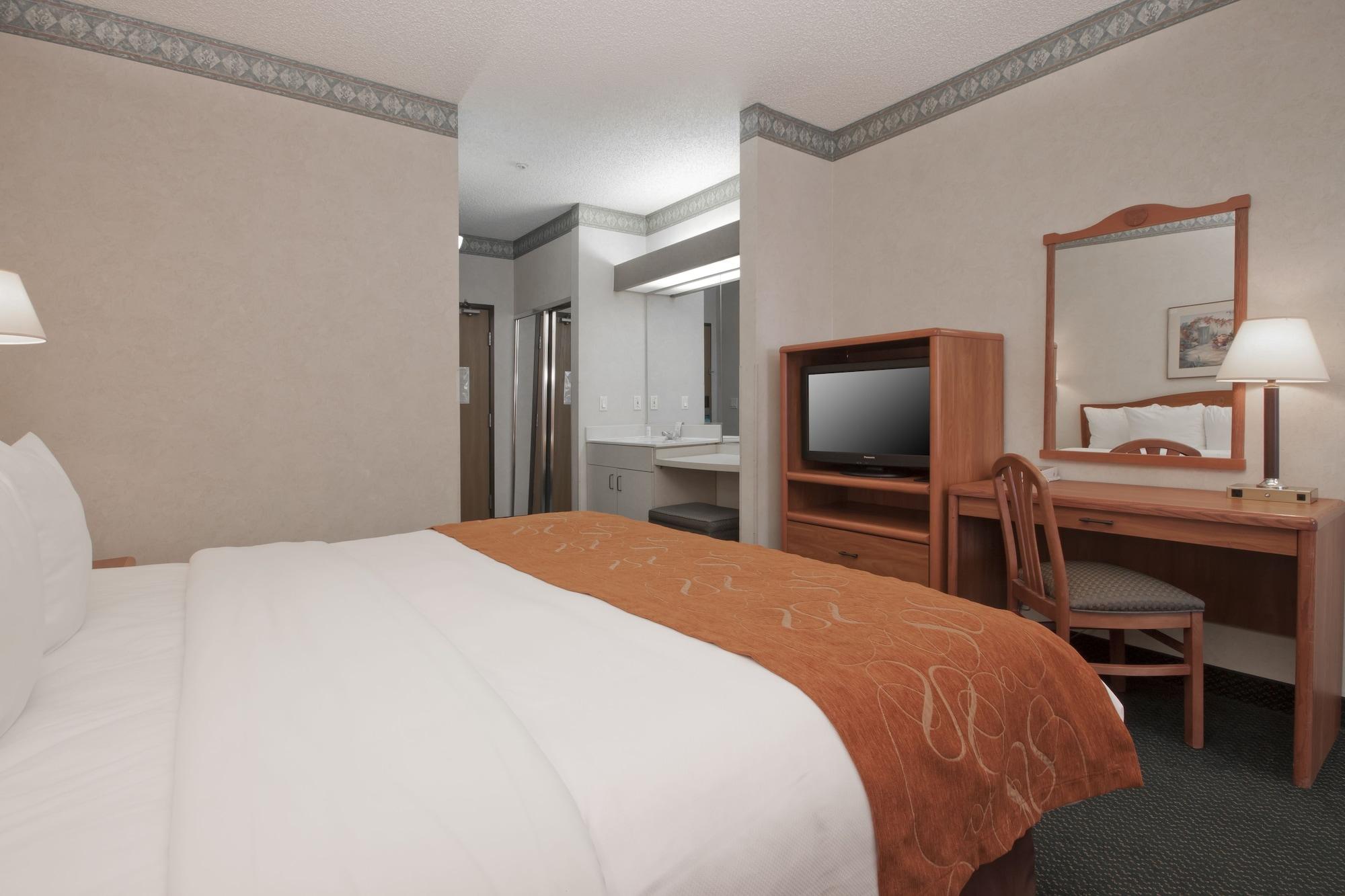 Baymont By Wyndham North Hotel