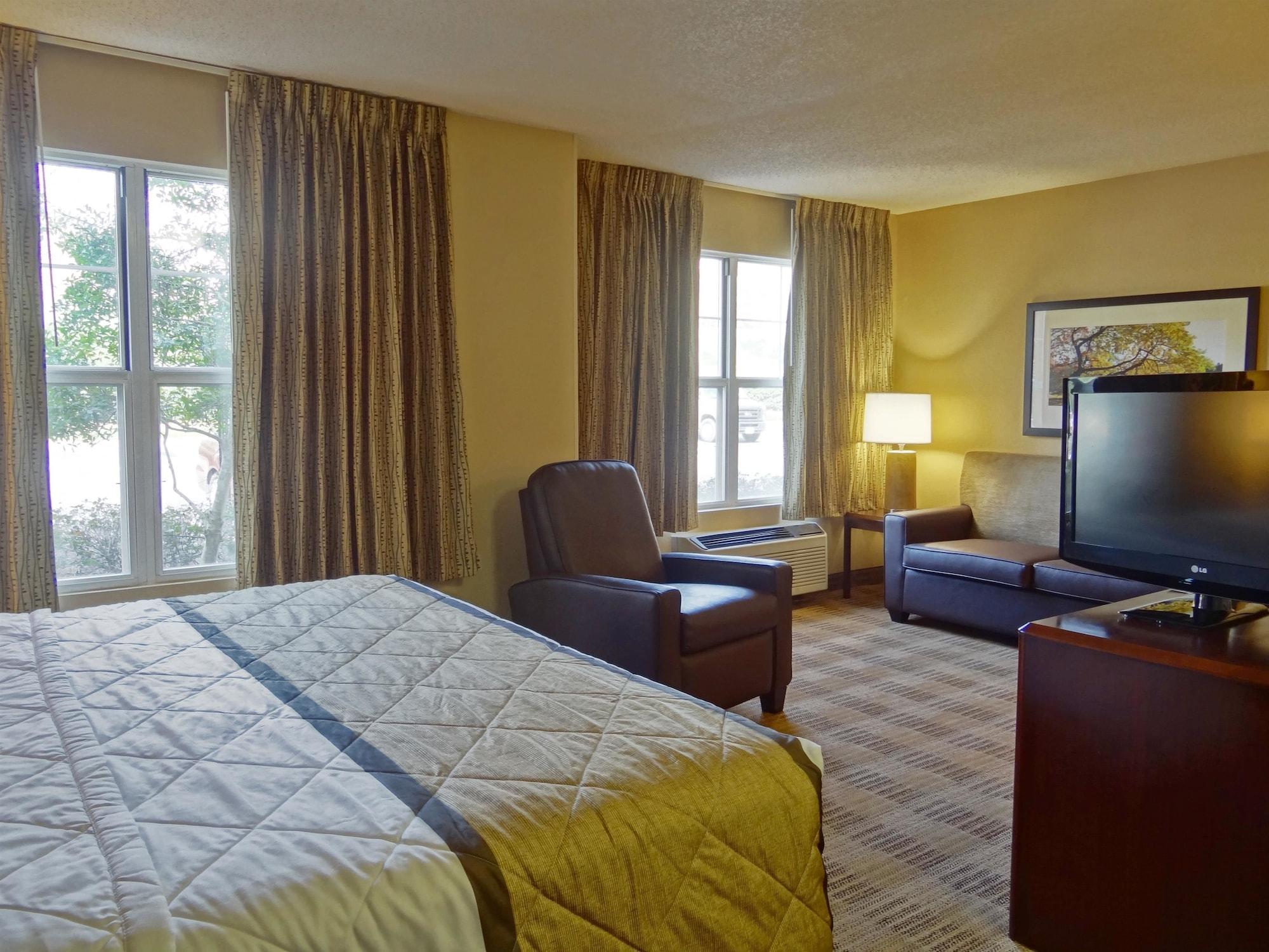 Extended America - - Chandler - E Chandler Blvd Hotel 2*