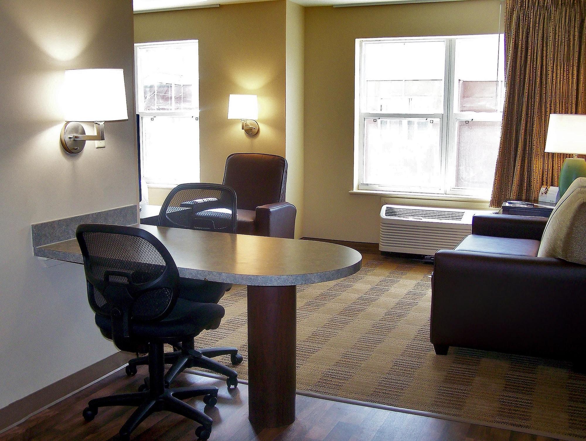 Extended America - - Chandler - E Chandler Blvd 2* Phoenix