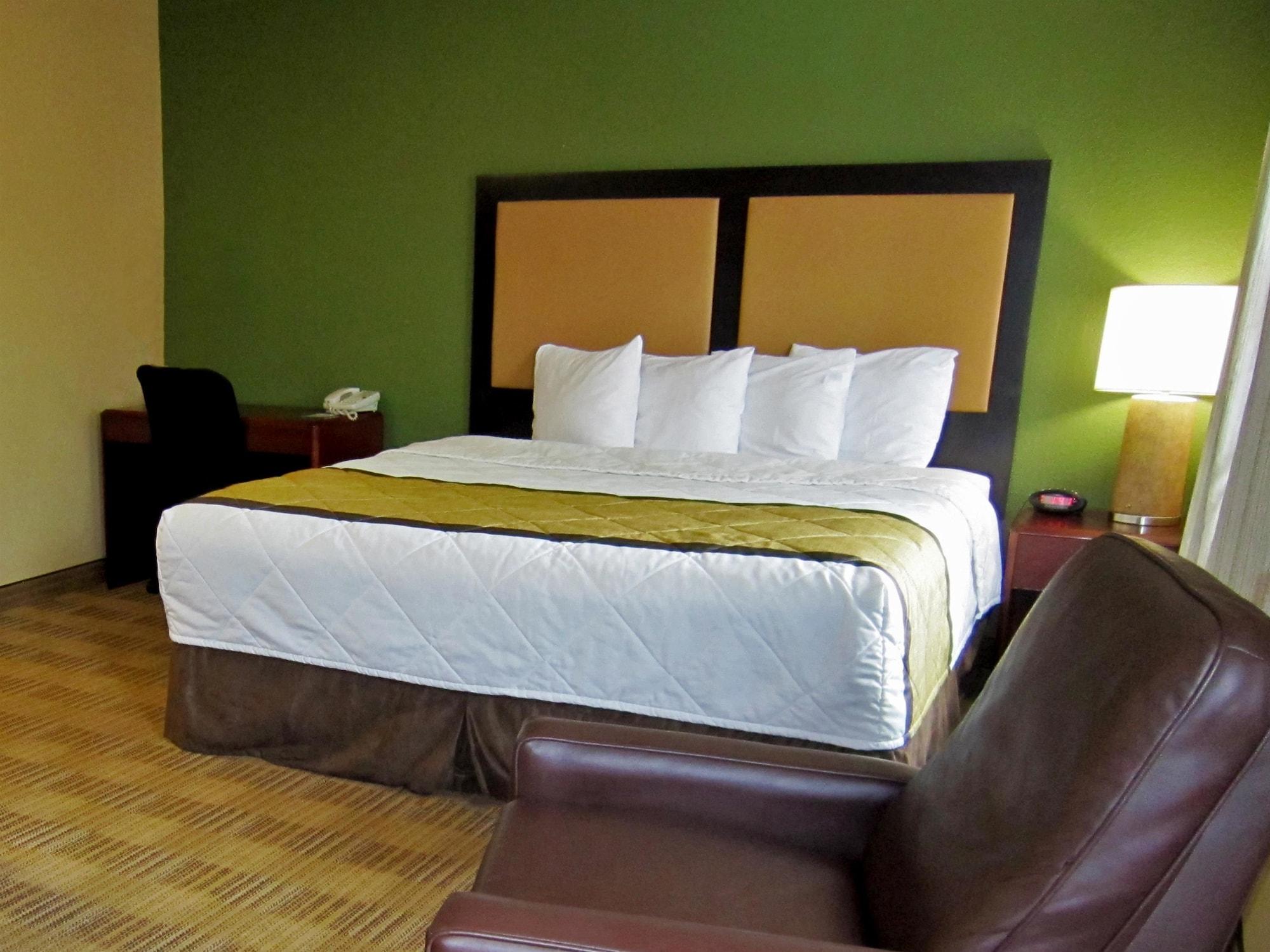 Extended America - - Chandler - E Chandler Blvd Hotel 2*