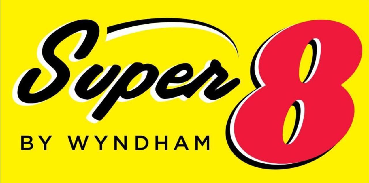 Hotel Super 8 By Wyndham West 2*