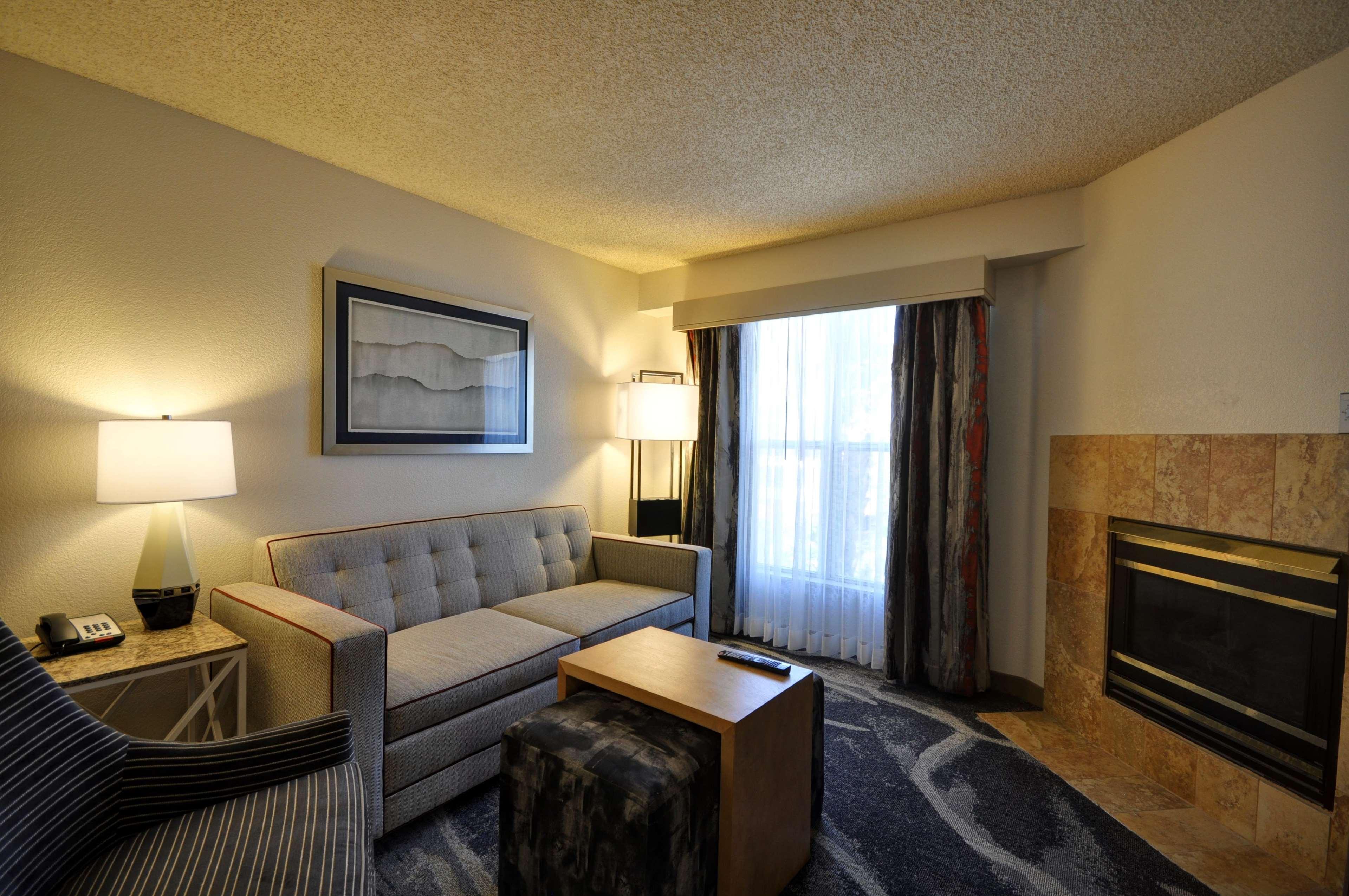 Hotel Homewood By Hilton Phoenix-biltmore Phoenix