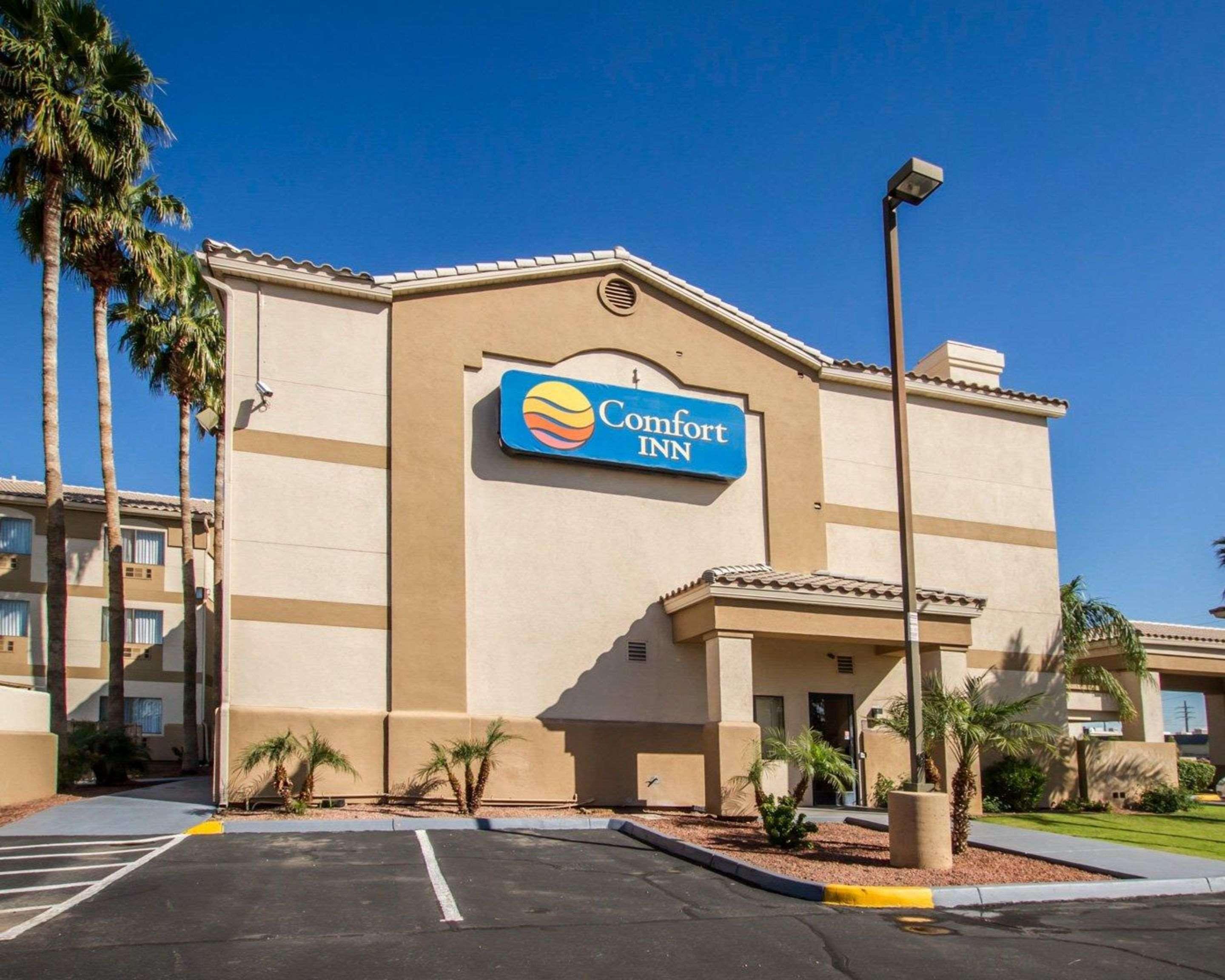 Hotel Comfort West At 27th Ave And I-i0 Phoenix