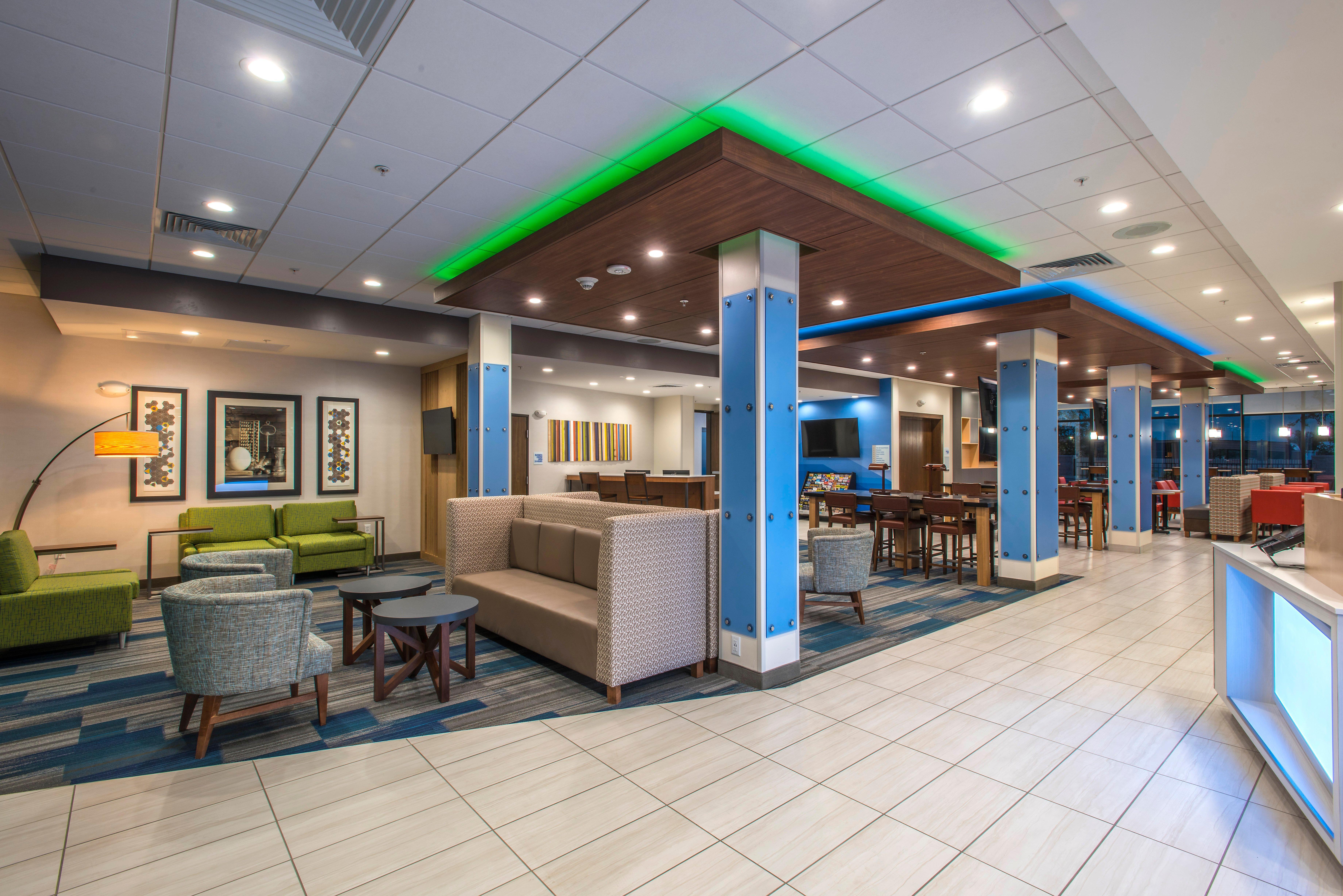 Hotel Express & - North - Happy Valley By Ihg