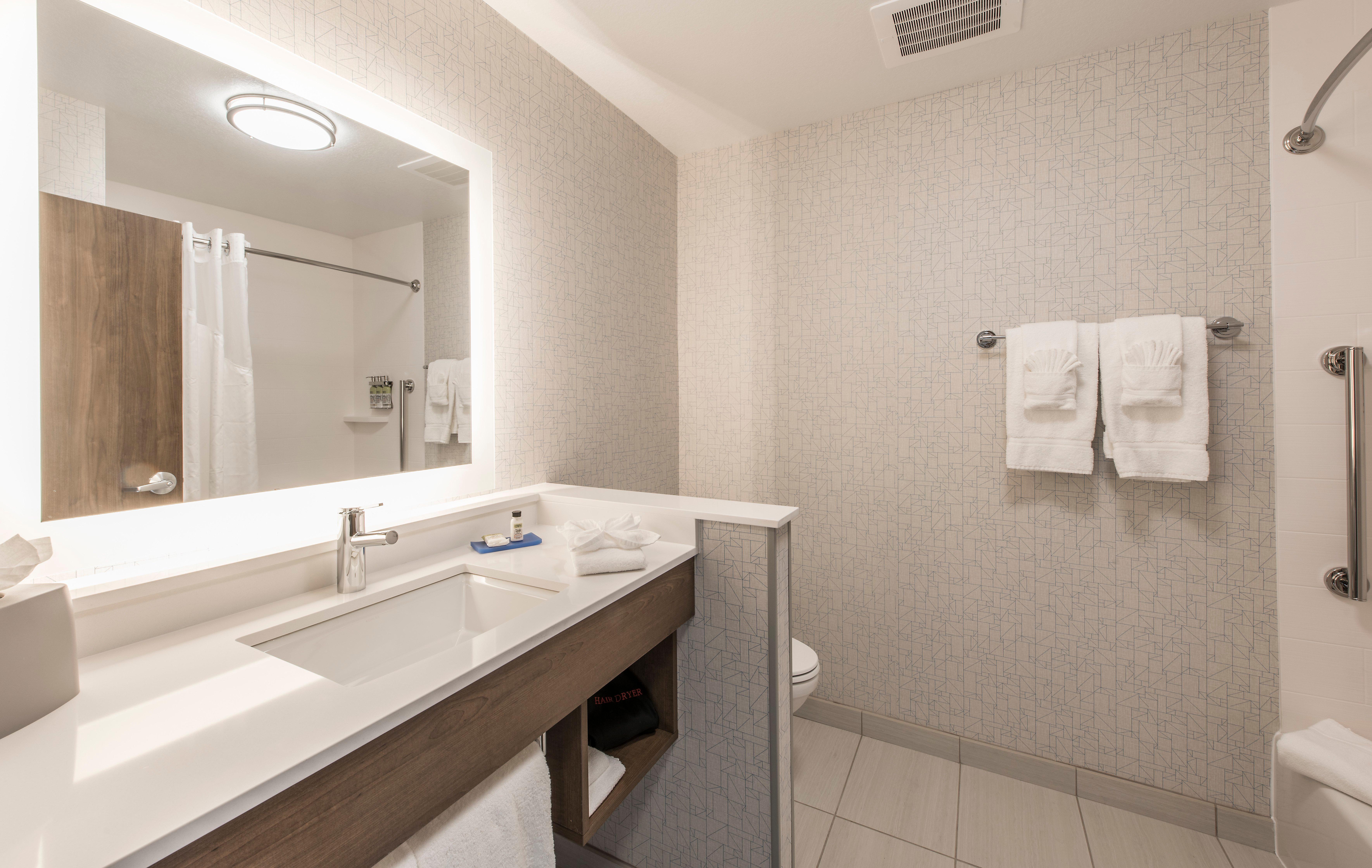 Express & - North - Happy Valley By Ihg Phoenix