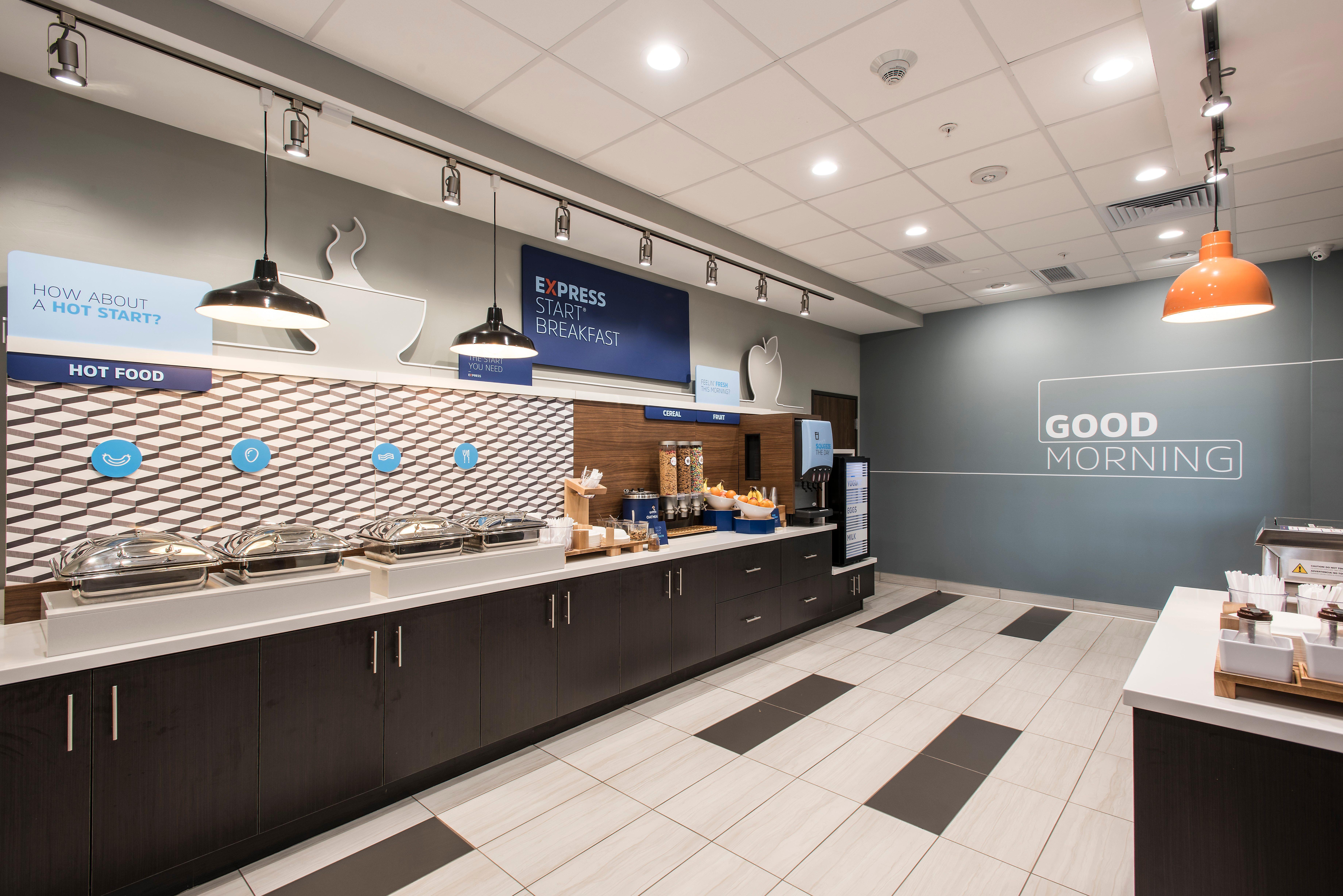 Hotel Express & - North - Happy Valley By Ihg