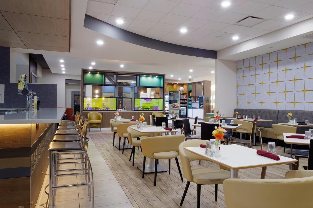 Holiday & Airport By Ihg Hotel