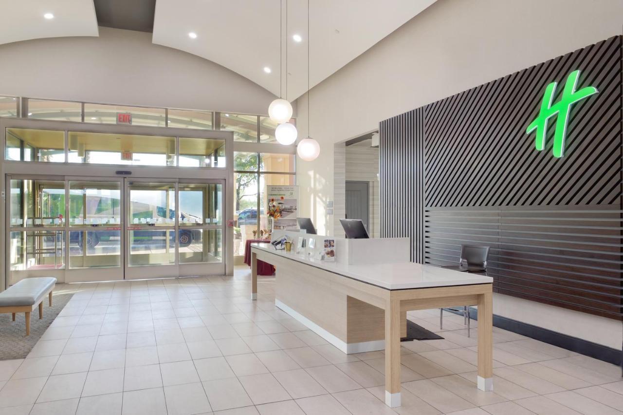 Holiday & Airport By Ihg Hotel Phoenix