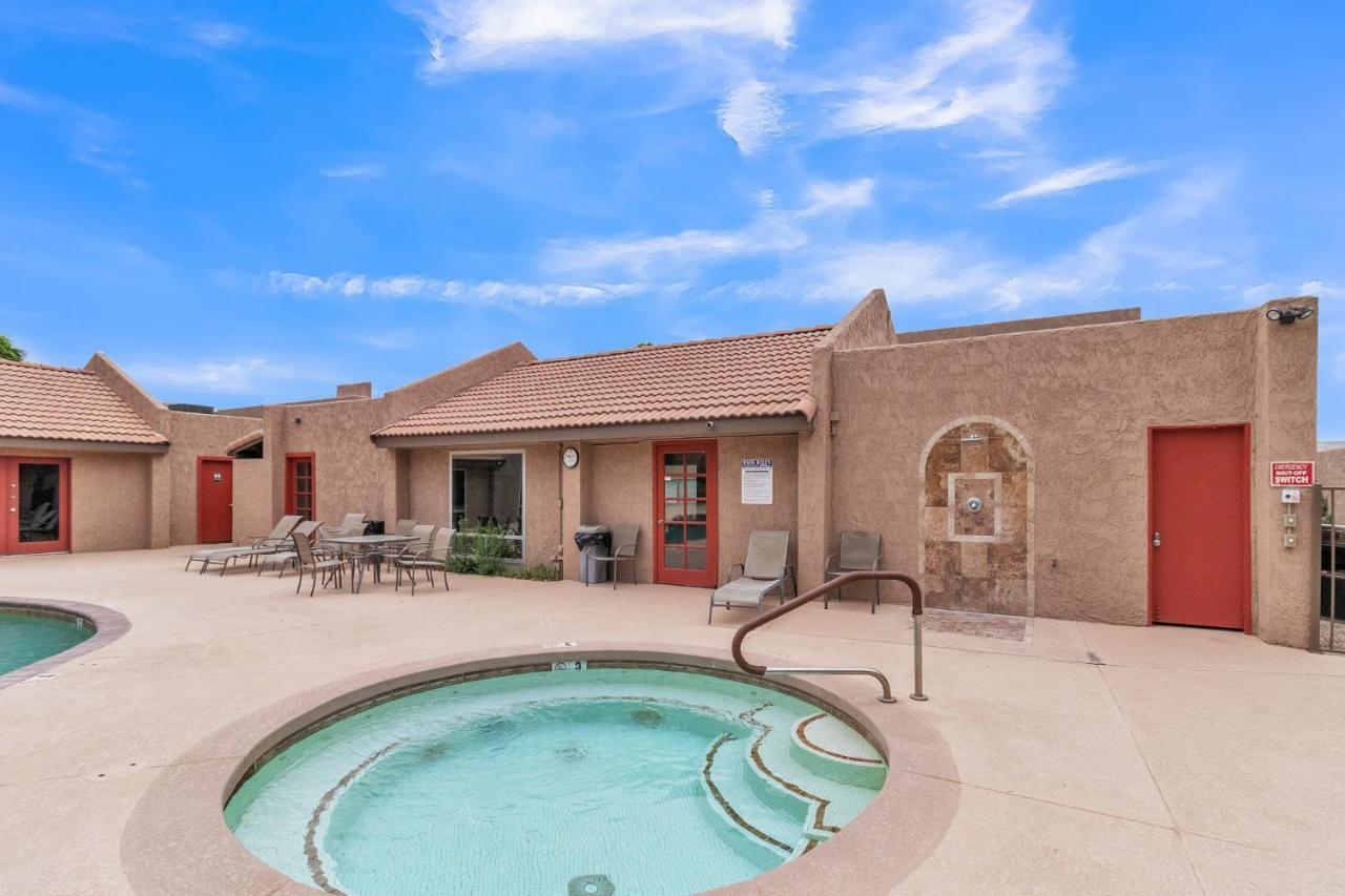 Arizona Southwest Decor - Between And Old Town Scottsdale At Spengler Apartment *