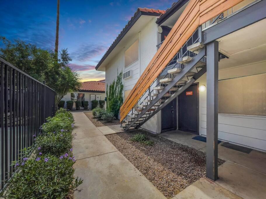Updated With Pool - Close To Airport, Zoo, & Asu * Phoenix