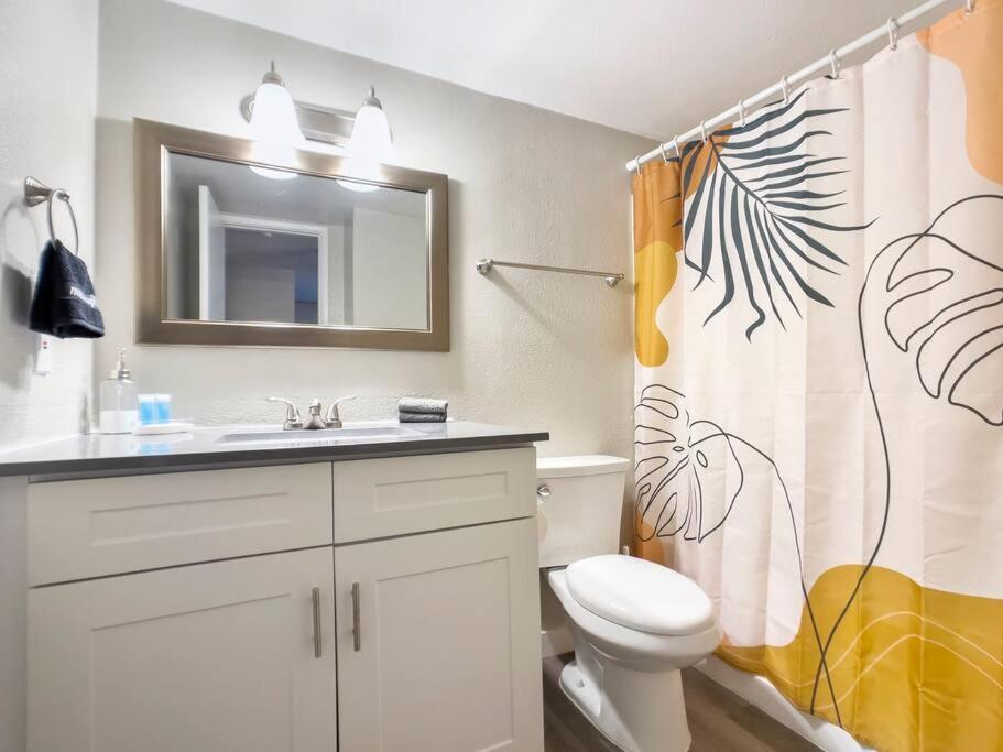 Updated With Pool - Close To Airport, Zoo, & Asu Apartamento