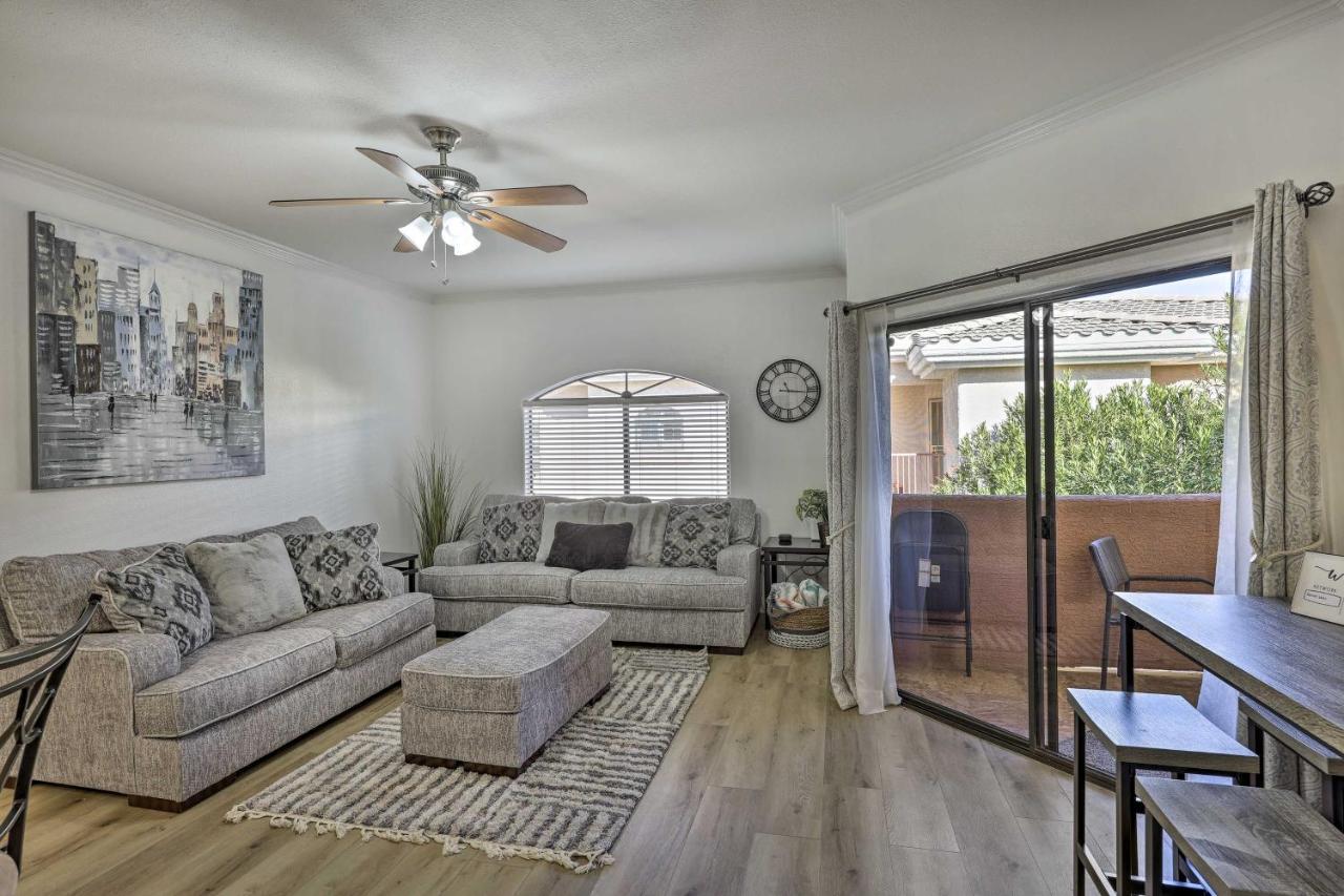 With Pool And Hot Tub - Dog Friendly! Phoenix