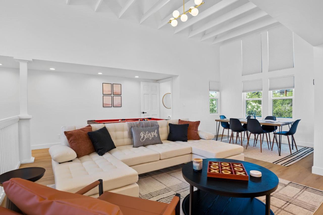 Chic Uptown - Pool Table & Perfect Location Phoenix