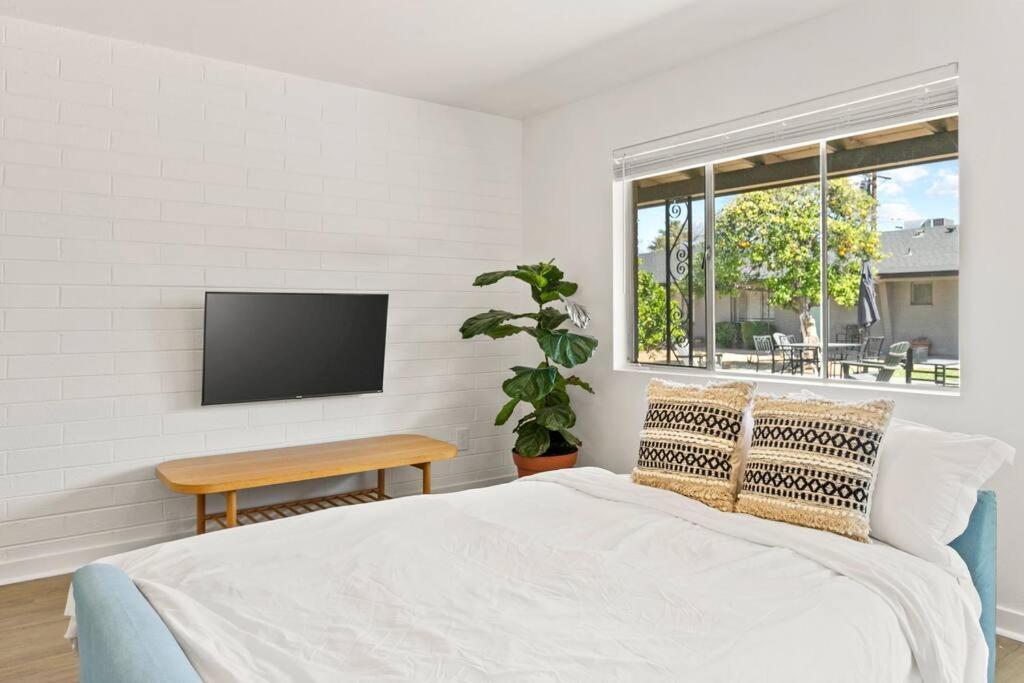 Lovely 1-bedroom In Biltmore - Parking * Phoenix