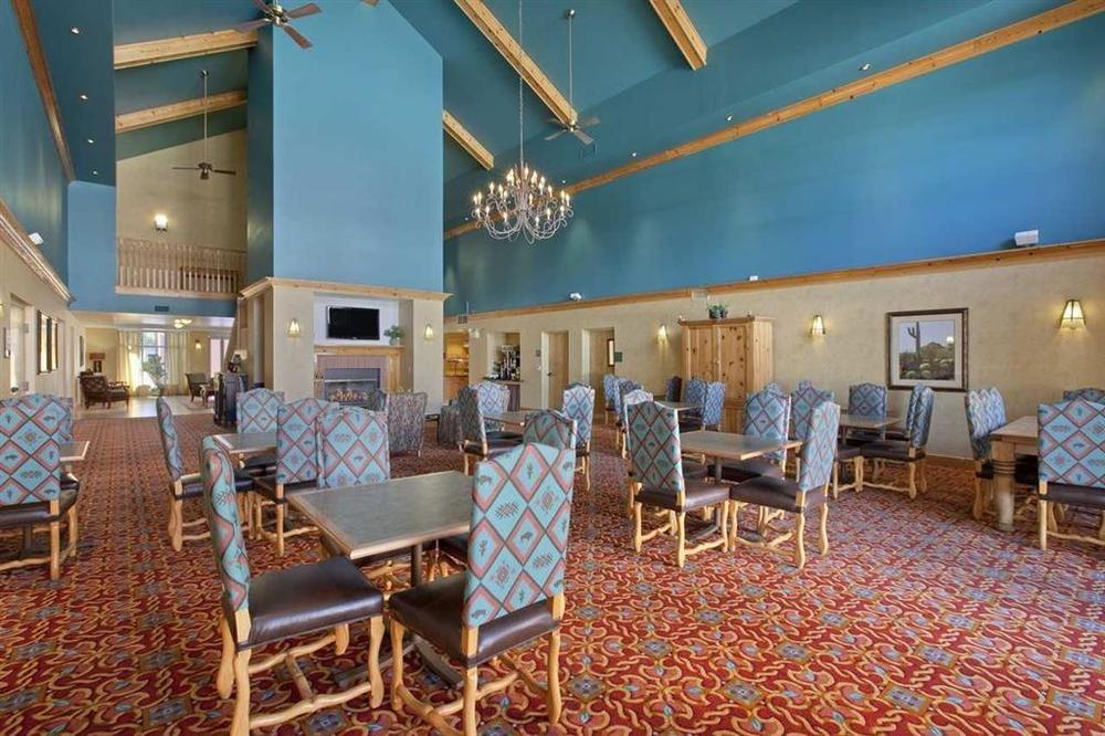 Mainstay North Hotel 3*